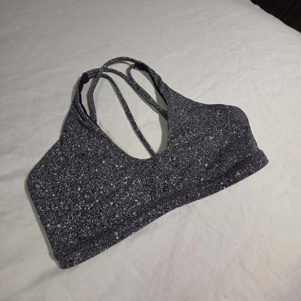Lululemon Free To Be Moved Bra Size 6 Speckled Black White